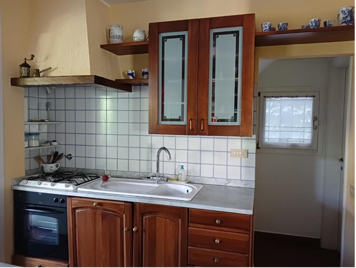 Villetta Con Giardino A Due Passi Dal Mare 因佩里亚 外观 照片
