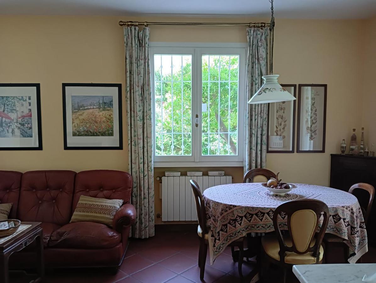 Villetta Con Giardino A Due Passi Dal Mare 因佩里亚 外观 照片